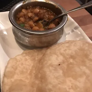 Luchi Bhaji