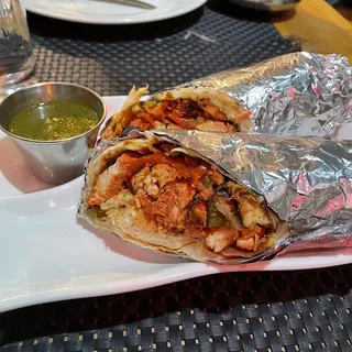 Chicken Tikka Roll (Naan)