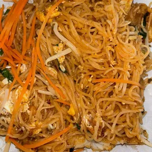Pad Thai with fish