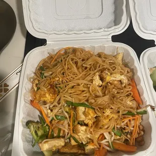 Pad Thai with tofu