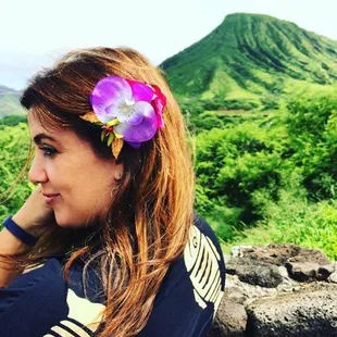 Jarmila made these flowers for my hair...  such a sweetheart!