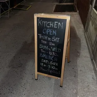 Hours that they don&apos;t honor