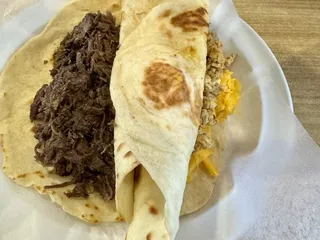 Benny's Tacos
