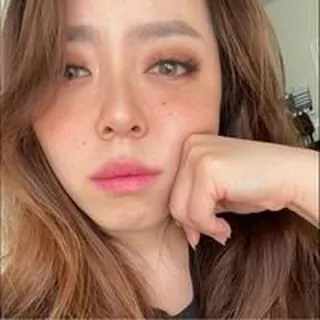 Joanna N.