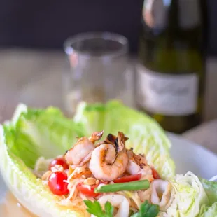 Papaya Salad with Grilled Seafood