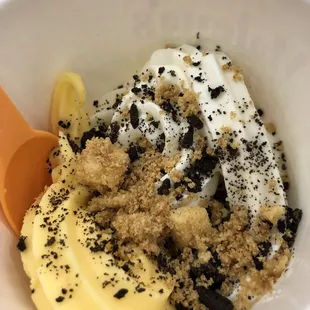 Mango and tart froyo