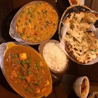 Matar Paneer
