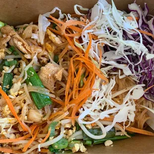 Chicken pad Thai