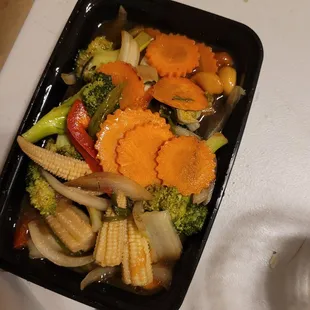 Vegetable pad cashew