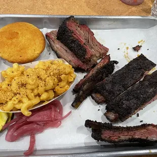 ribs, macaroni and cheese