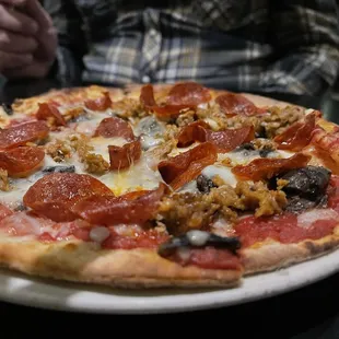 S. M. P.  Amazing pizza!