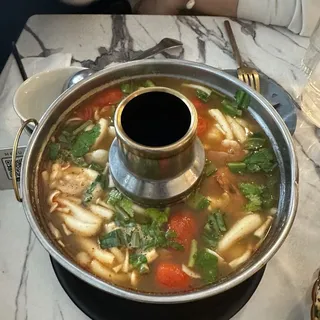 LG Tom Yum