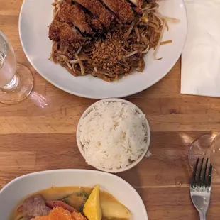 Crispy chicken pad thai and massaman curry