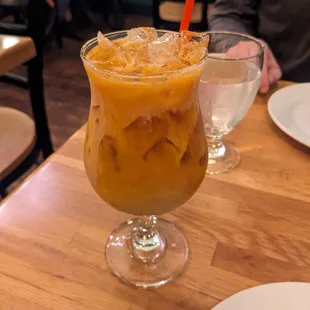 Alcoholic Thai iced tea