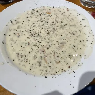 Bowl clam chowder 11.99