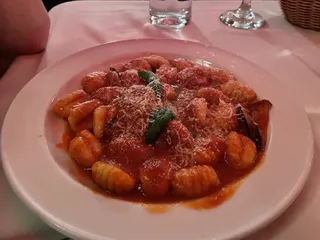 Etna Restaurant & Wine Bar