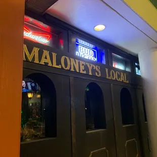 Kitchen closes at 10pm