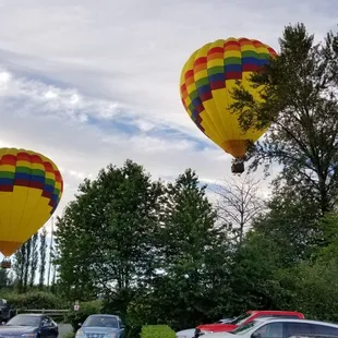 Watching the balloons lift off from the restaurant patio