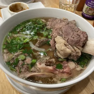 Pho Suon Bo