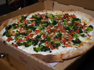 Amici Pizza