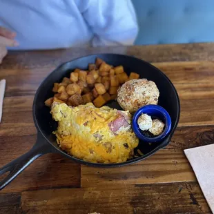 Here Piggy, Piggy Omelet