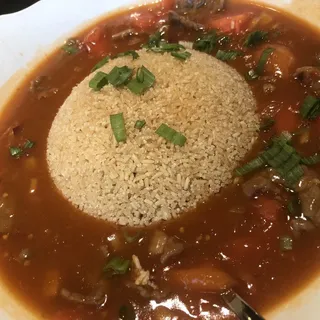 Crispy Rice with Tomato and Beef