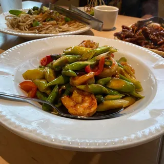 Shallot Shrimp with Asparagus
