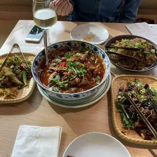 Hot and Numbing Beef Stone Pot