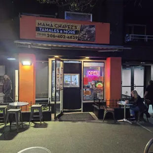 The order counter at the front of Mama Chavez&apos;s, and the two tables on either side. Seating is at a premium at Mama Chavez&apos;s!