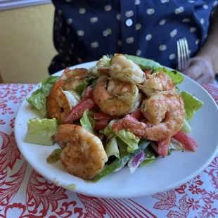 Mama Coco salad with prawns.