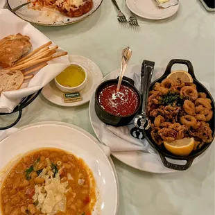 The calamari is really terriffic! We ate the entire thing, so good.