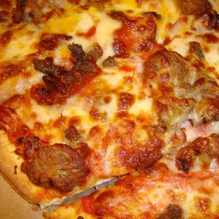 Carne Amore, close-up.