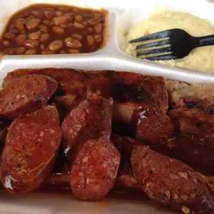 Ribs and links combo. If you want sauce on the side, better say so when you order. Good stuff either way.