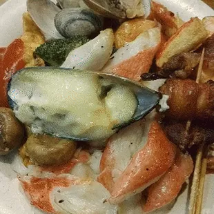 Enjoy the food here. Was very surprised to find good seafood this far away from ocean coastline. I&apos;d highly recommend it.