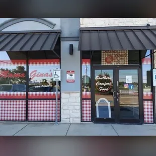 The front of Mama Gina's