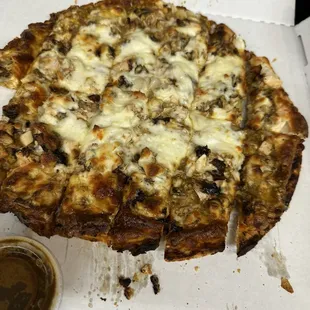 Jerk chicken pizza