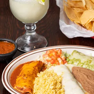 a plate of mexican food