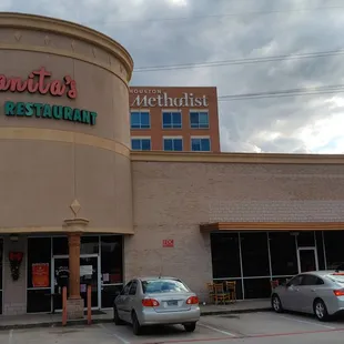 Mama Juanita&apos;s takes up a good sized space in this strip mall, with a big Houston Methodist medical facility beyond it.