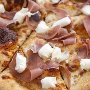 Fig and Prosciutto Pizza