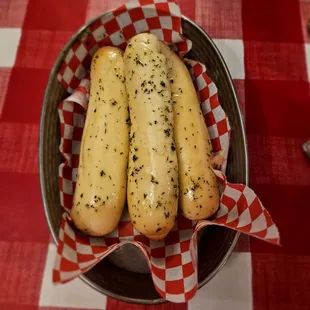 Complimentary breadsticks
