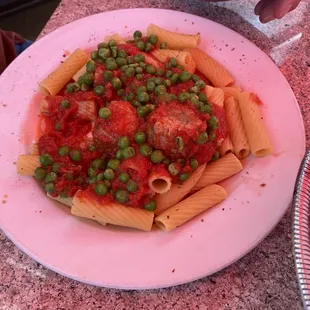 Rigatoni and meat balls