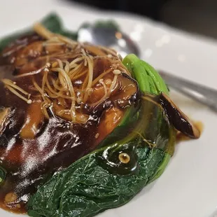 金针菇豆腐块 Enoki Mushroom with Bean Curb Cube