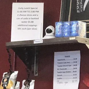 lunch special 2 slices and soda for $5