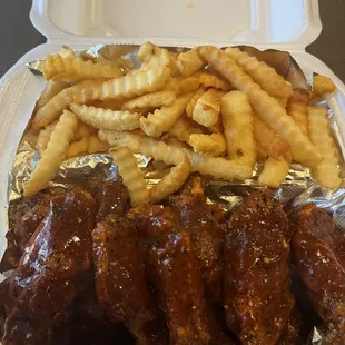 Hot lemon pepper 10 Wings with Fries Combo #2 Hot Lemon pepper wet