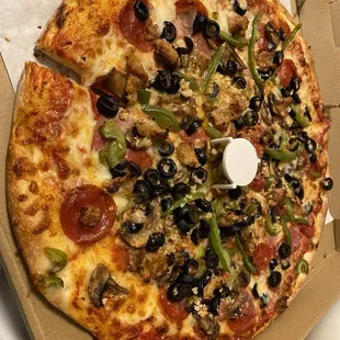 Medium All Combo Pizza Special