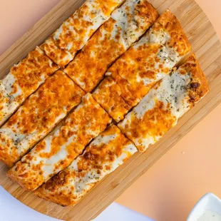 Garlic Cheesy Bread Stix