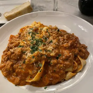 pasta dish, food, pasta