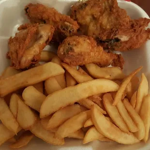 Fast delivery.  Fried chicken with fries.  Crispy and yummy.