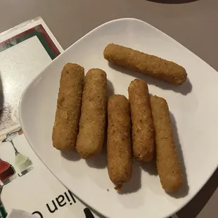 Breaded Mozzarella Strips