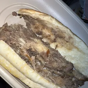 Cheesesteak dry and not good